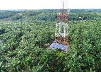 edotco Malaysia's tower powered by hybrid fuel in Sabah.
