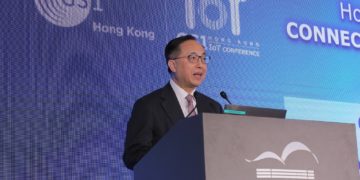 Nicholas W. Yang, Hong Kong’s Secretary for Innovation and Technology, attends Hong Kong IoT Conference 2019 as guest of honor.