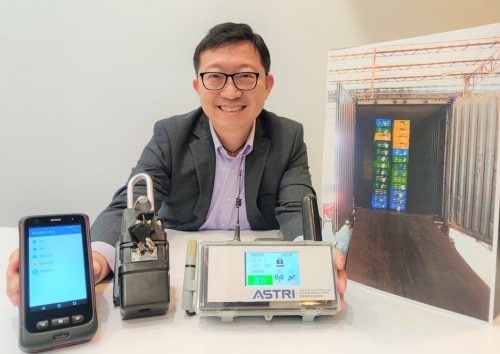 ASTRI’s Ricky Leung with the Next Generation Cold Food Import Safety Management Platform, which enables users to control the electronic lock (middle) through the mobile app (left). Truck drivers can make use of the tablet (right) to access information, such as temperature and location of the container, in real time.