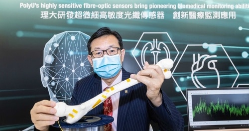 Professor Hwa-yaw TAM, Chair Professor of Photonics and Head of the Department of Electrical Engineering, PolyU, and his team made a research breakthrough by developing their novel fibre optic sensors based on an advanced plastic material, opening new possibilities for medical applications.