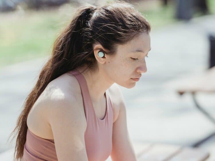 Photo by Miriam Alonso: https://www.pexels.com/photo/woman-in-sports-clothing-with-ear-buds-looking-at-her-smart-phone-7623294/