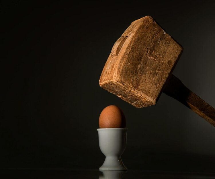 Photo by Pixabay: https://www.pexels.com/photo/egg-power-fear-hammer-40721/