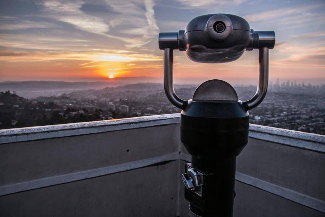 Photo by Saeid Anvar: https://www.pexels.com/photo/coin-operated-tower-viewer-on-rooftop-during-sunset-827198/