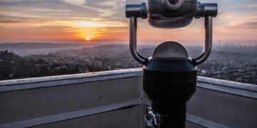 Photo by Saeid Anvar: https://www.pexels.com/photo/coin-operated-tower-viewer-on-rooftop-during-sunset-827198/