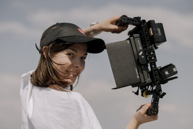 Photo by cottonbro studio: https://www.pexels.com/photo/brunette-woman-recording-video-with-camera-5265828/