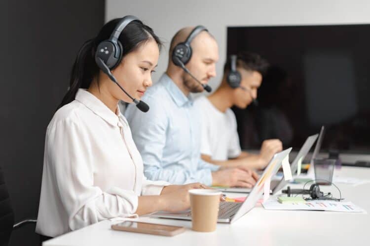 Photo by Mikhail Nilov: https://www.pexels.com/photo/shallow-focus-of-woman-working-in-a-call-center-7682340/