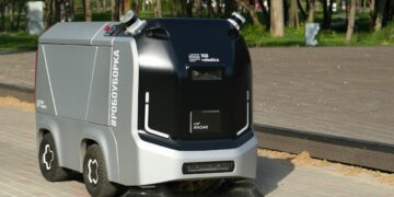 Photo by Ярослав Сапрыкин: https://www.pexels.com/photo/autonomous-robot-sweeper-cleaning-city-street-19114198/