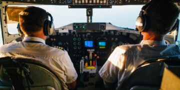 Photo by Kelly    : https://www.pexels.com/photo/two-pilots-flying-an-airplane-2898316/