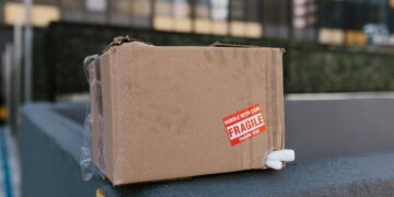 Photo by RDNE Stock project: https://www.pexels.com/photo/cardboard-box-on-top-of-a-concrete-fence-7362843/