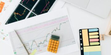 Photo by Nataliya Vaitkevich: https://www.pexels.com/photo/orang-calculator-on-white-printer-paper-7172827/