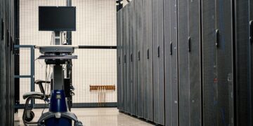 Photo by Brett Sayles: https://www.pexels.com/photo/black-hardwares-on-data-server-room-4597280/