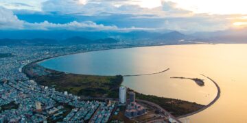 Photo by Nguyễn Hoàng: https://www.pexels.com/photo/aerial-view-of-da-nang-bay-at-sunset-34250772/